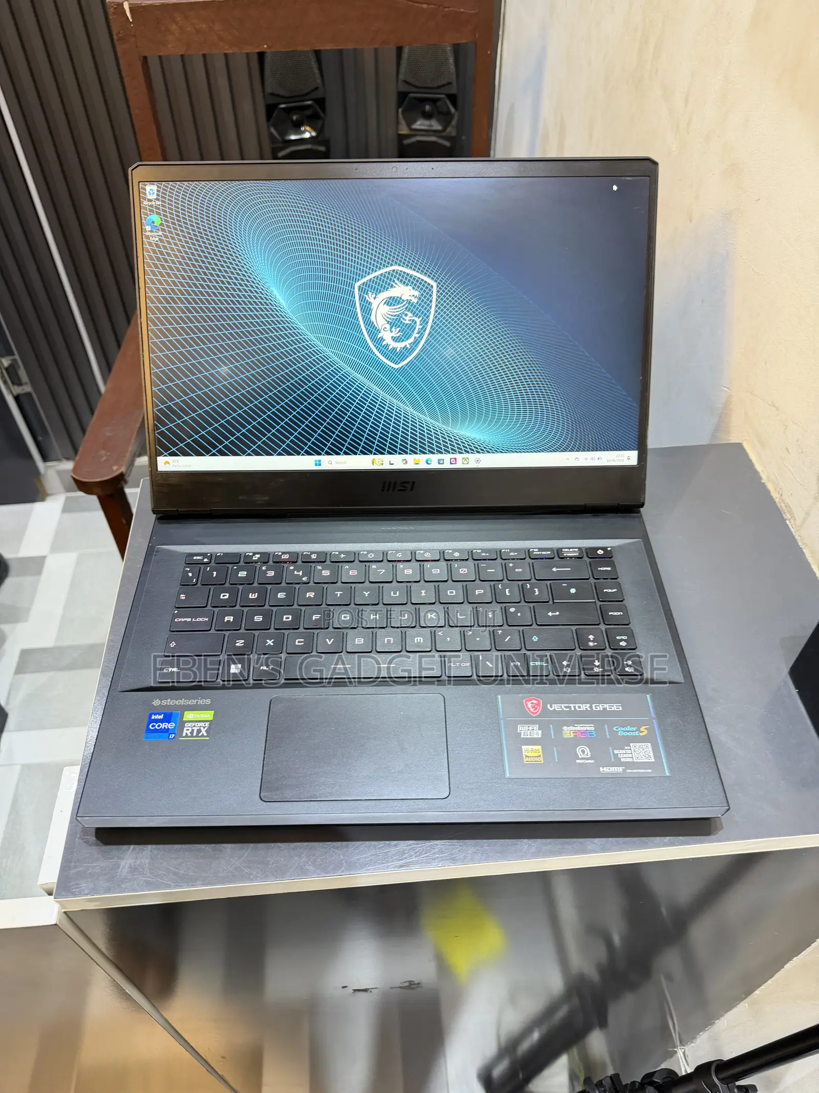 Laptop MSI Vector GP66HX 12UGS 16GB Intel Core i7 SSD 1T