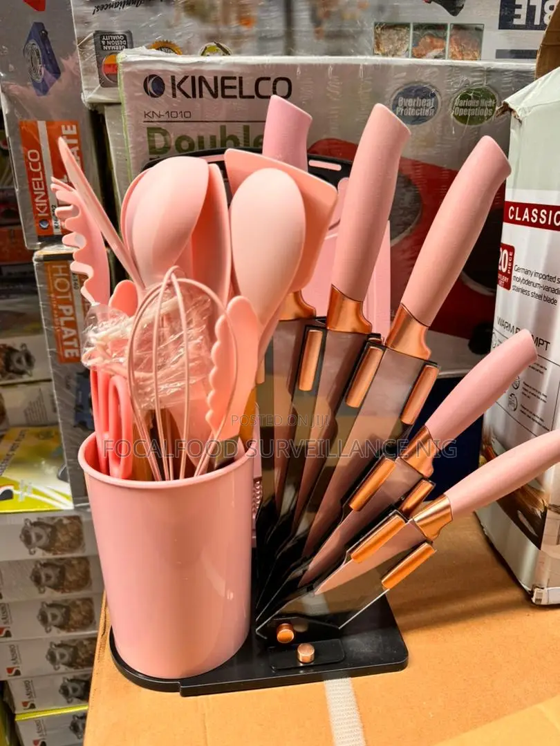 Sets of Silicone Kitchenware Spoon and Quality Knife