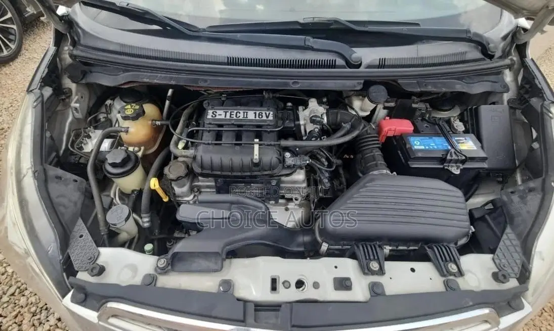Chevrolet Spark 2011 Silver