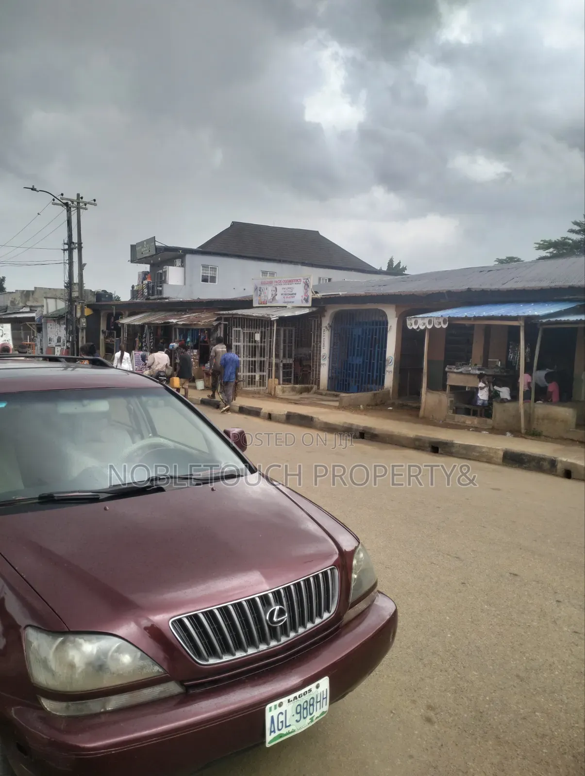 Commercial Land Along the Major Rd, With Shops at Akesan