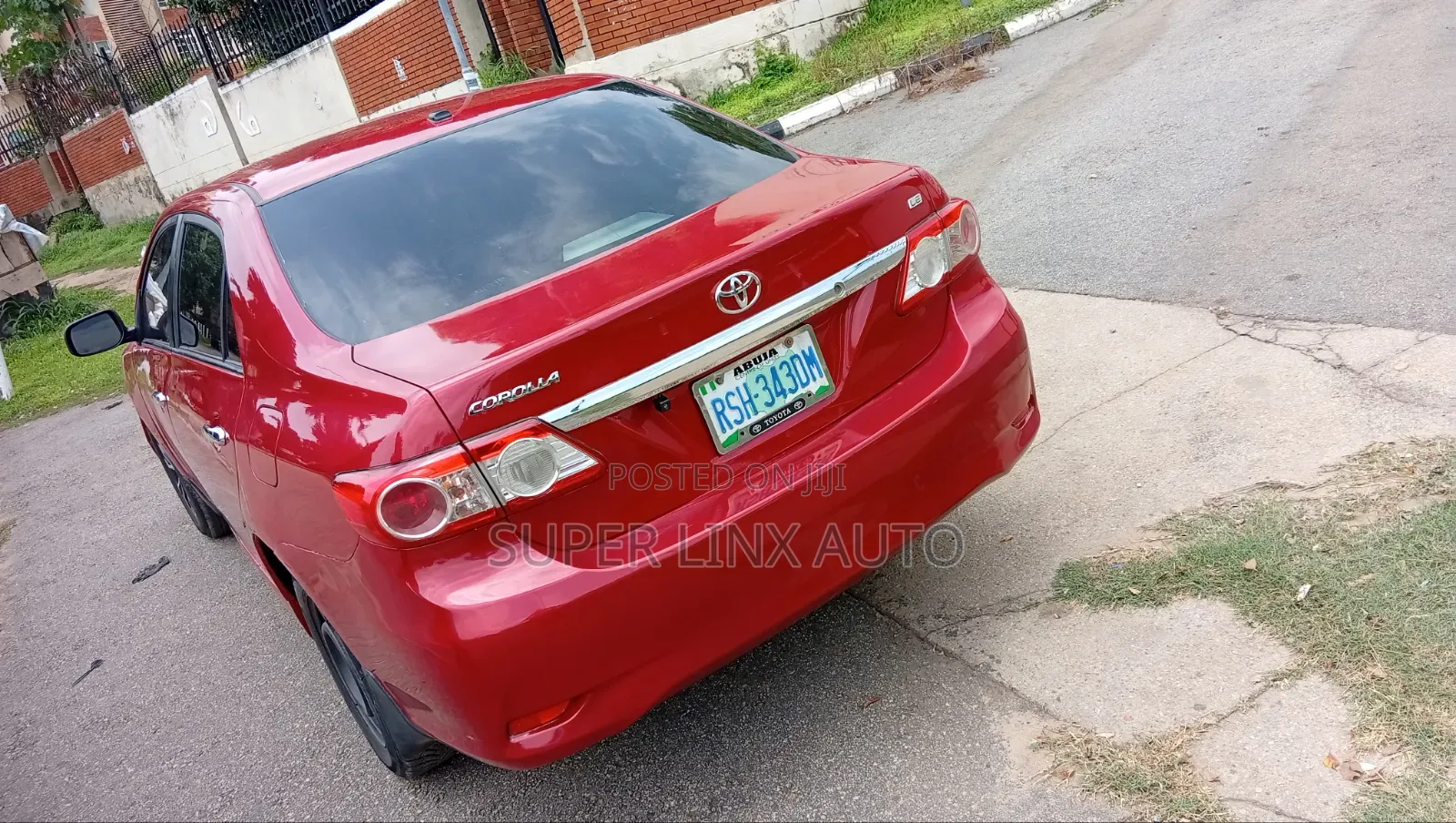 Toyota Corolla 2011 Red