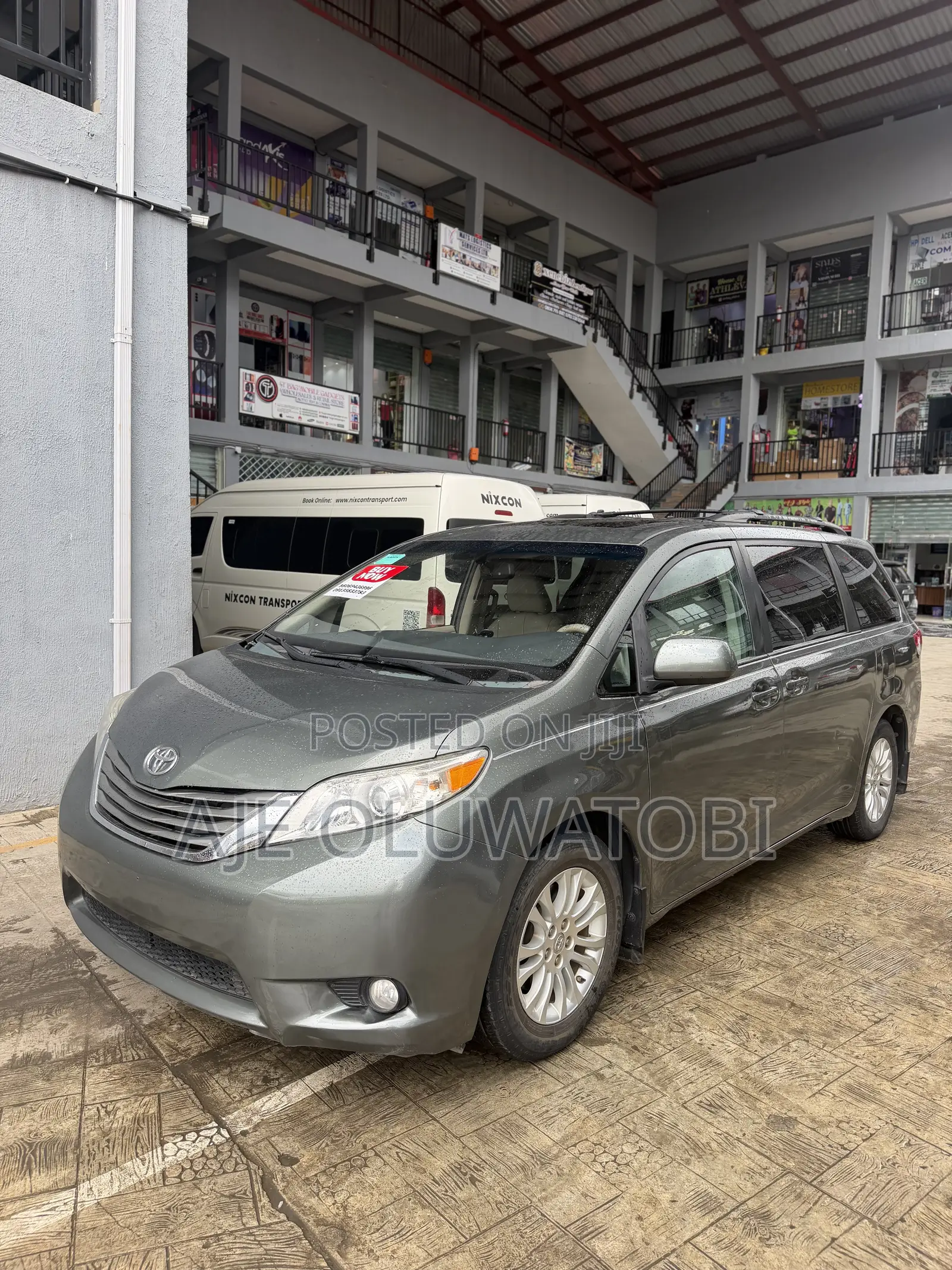 Toyota Sienna XLE FWD 8-Passenger 2013 Green