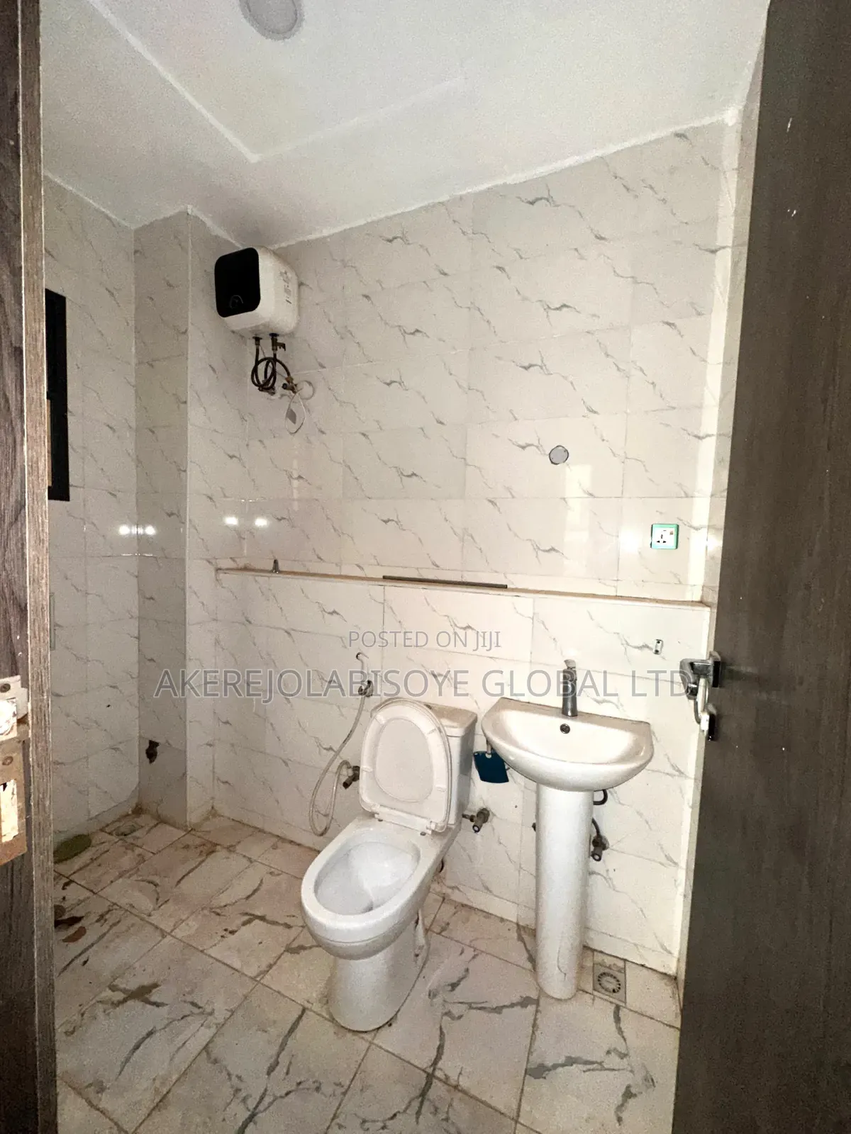 3bdrm Apartment in Jahi, Abuja for rent