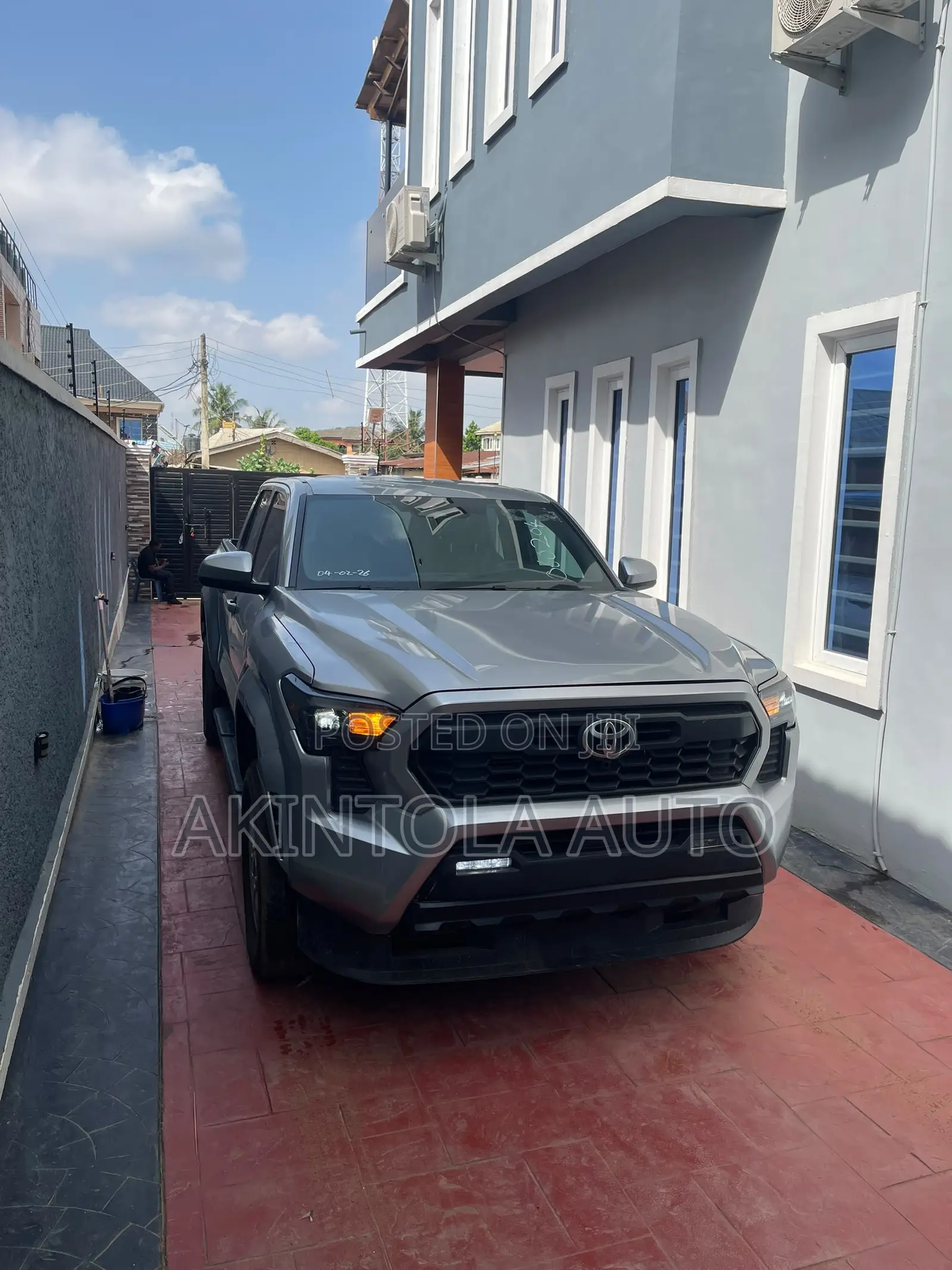 Toyota Tacoma SR5 Double Cab 5' Bed AT 2024 Gray