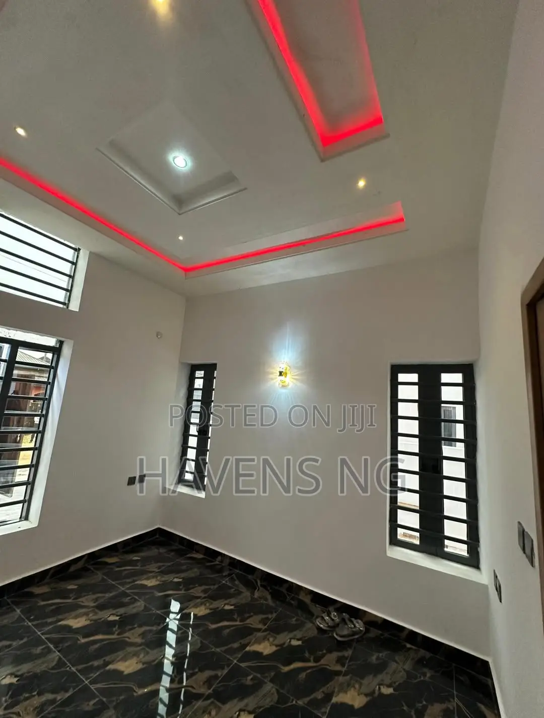 5bdrm Maisonette in Obio-Akpor for sale