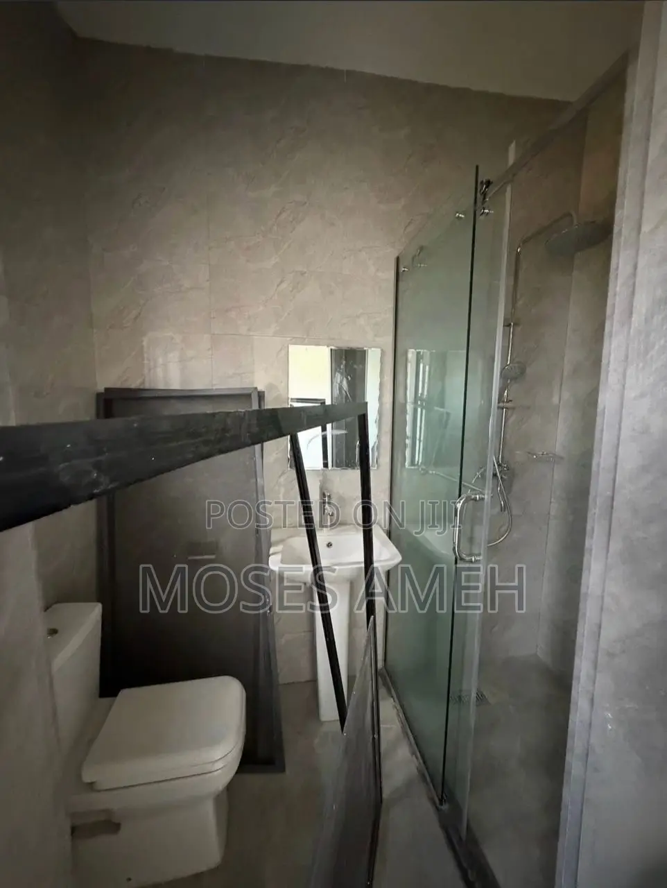 5bdrm Duplex in Jahi for sale