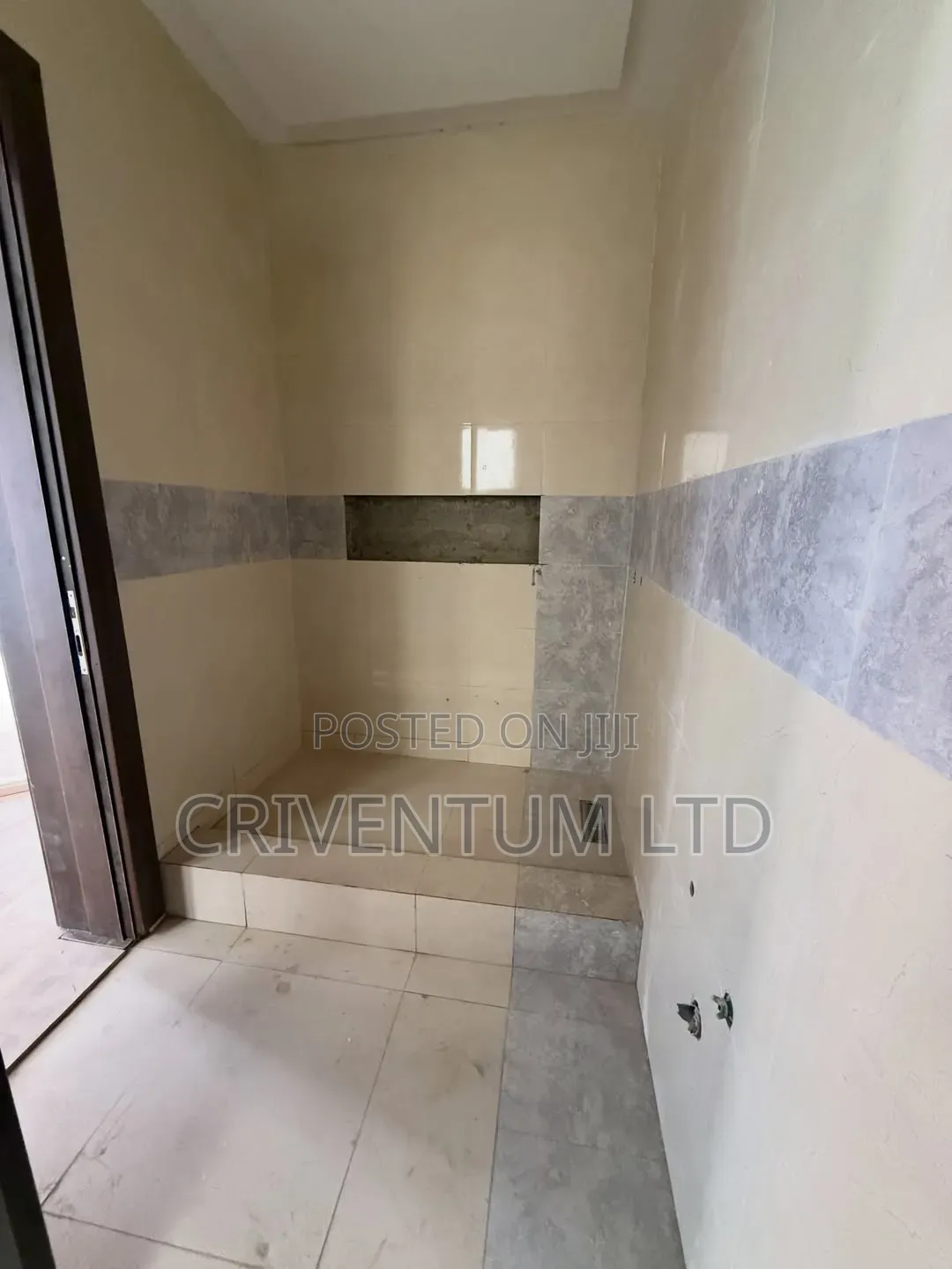 5bdrm Duplex in Katampe (Main) for sale