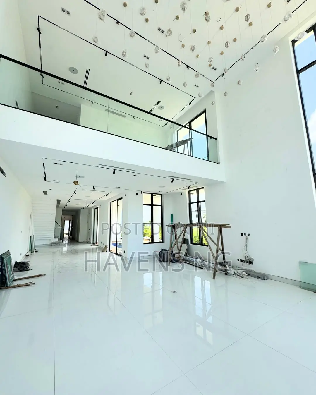 5bdrm Duplex in Ikate for sale