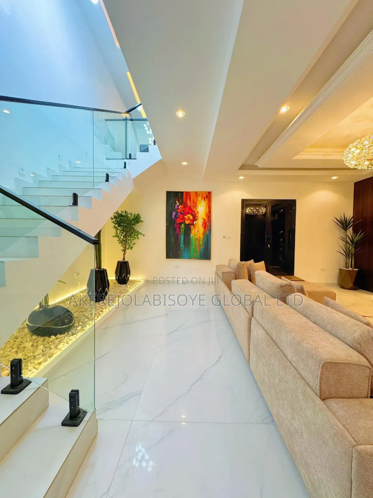 Furnished 3bdrm Townhouse / Terrace in In An Estate, Life Camp for rent