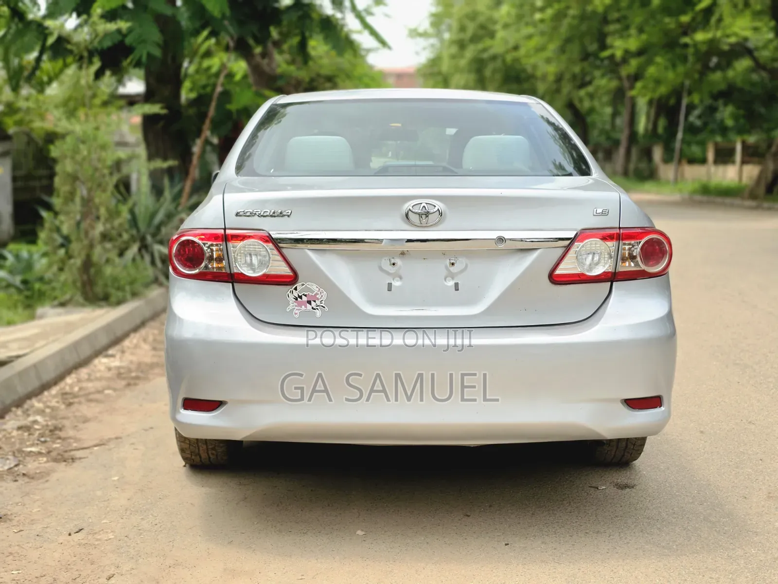 Toyota Corolla LE 4dr Sedan (1.8L 4cyl 4A) 2012 Silver