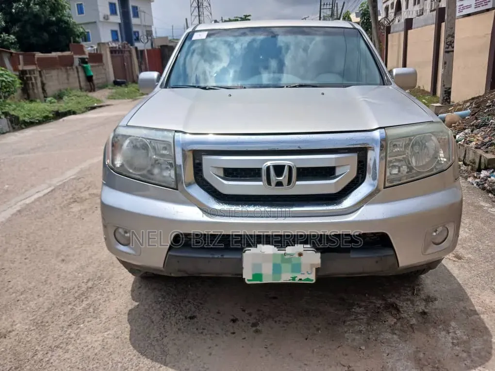 Honda Pilot 2010 Silver