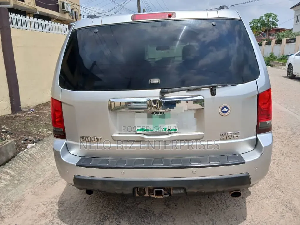 Honda Pilot 2010 Silver