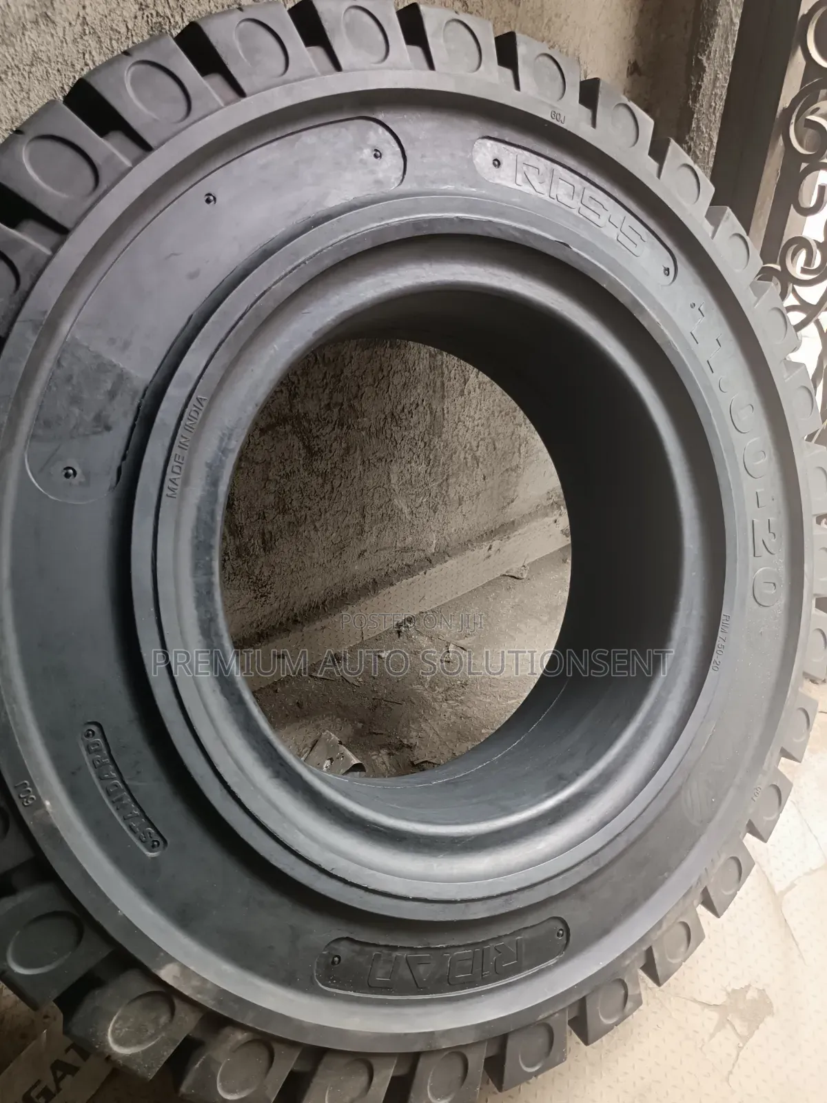 Brand New 11.00-20 Solid Forklift Tyre