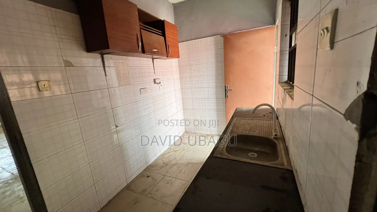 2bdrm Block of Flats in Shantui Accessory, Kubwa for rent