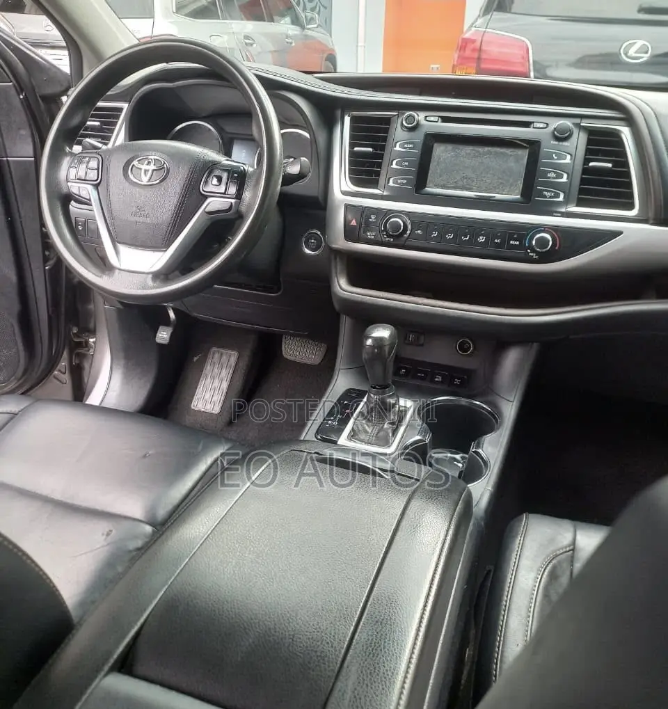 Toyota Highlander 2016 Gray