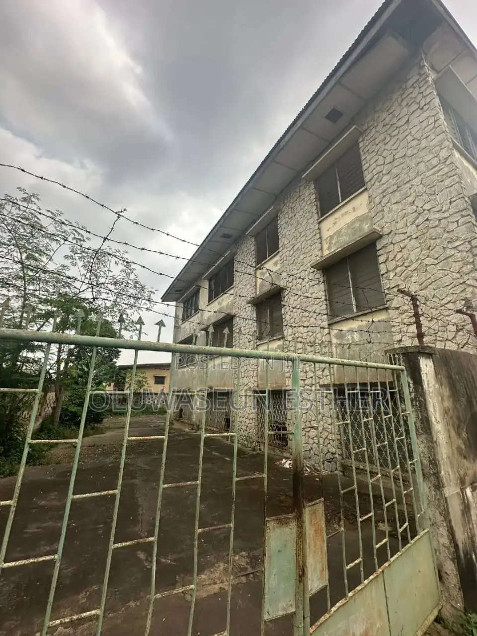 1bdrm Block of Flats in Oke Ado for sale