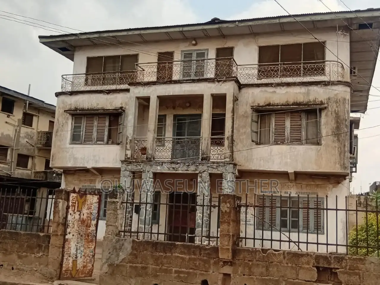 1bdrm Block of Flats in Oke Ado for sale