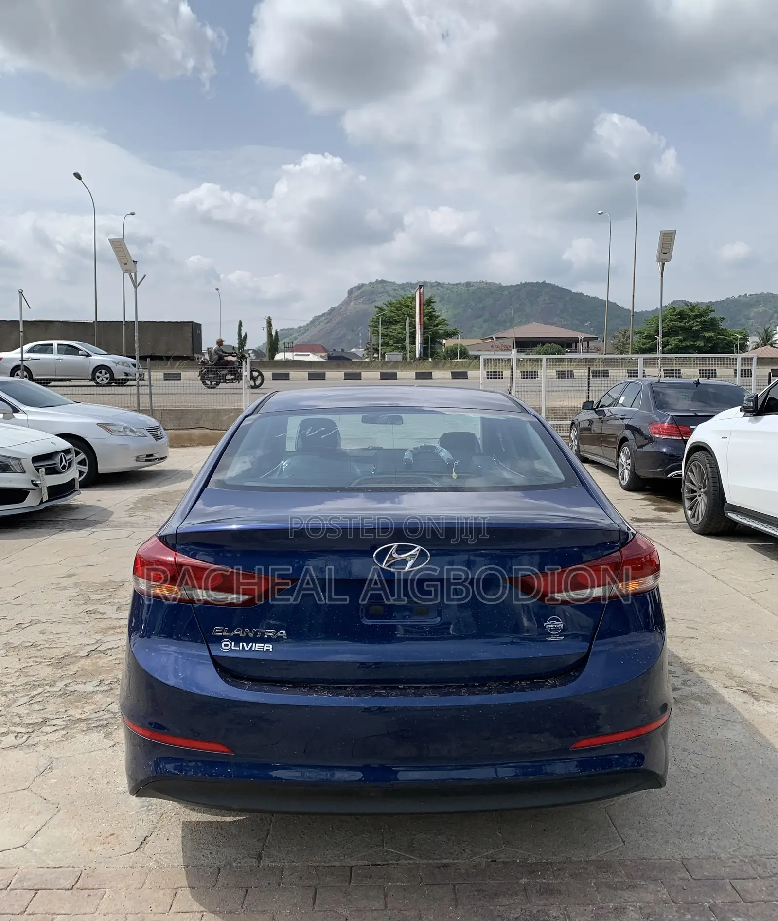 Hyundai Elantra 2017 Blue