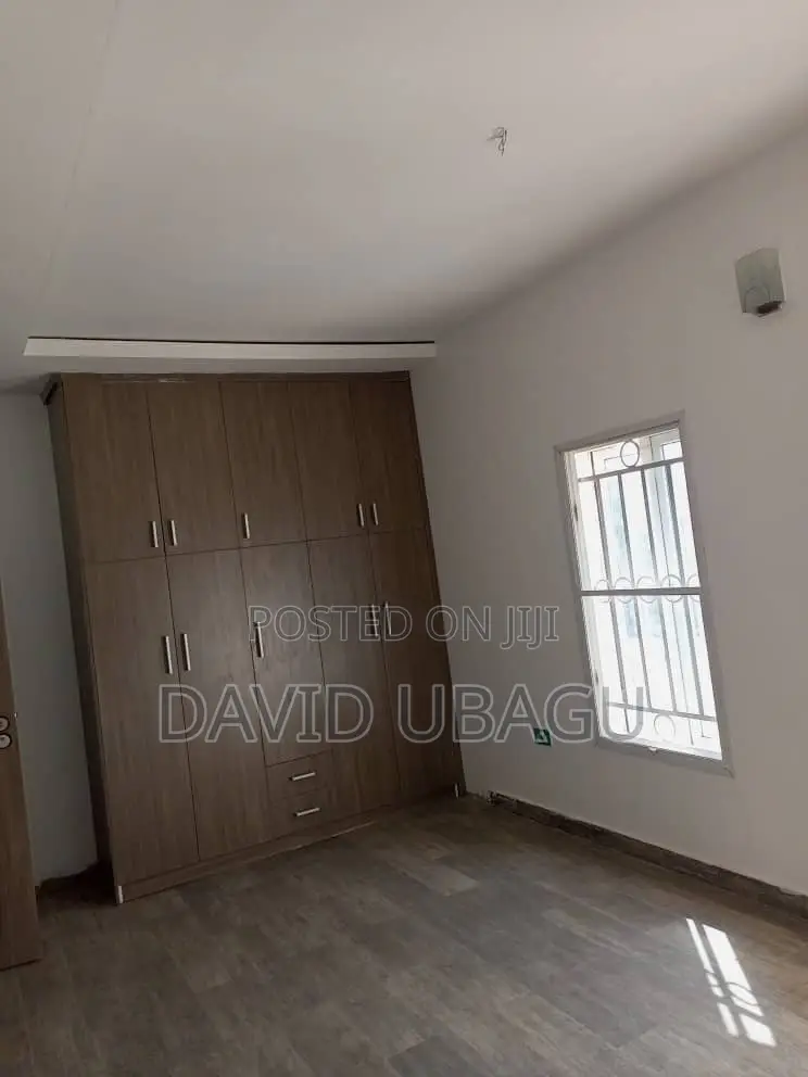 4bdrm Bungalow in Exclusive Estate, Kubwa for rent