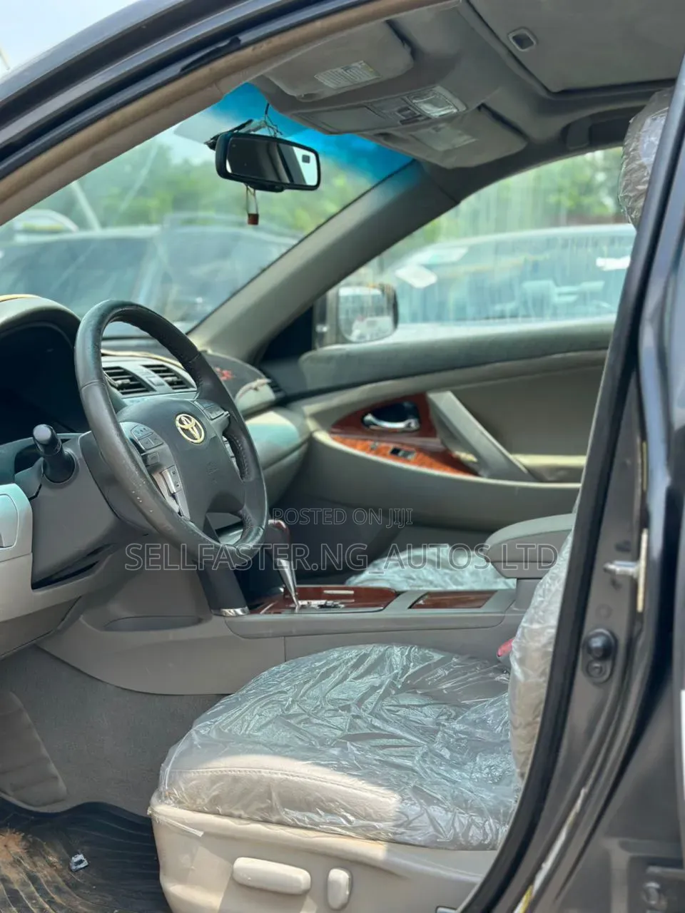 Toyota Camry 2011 Gray