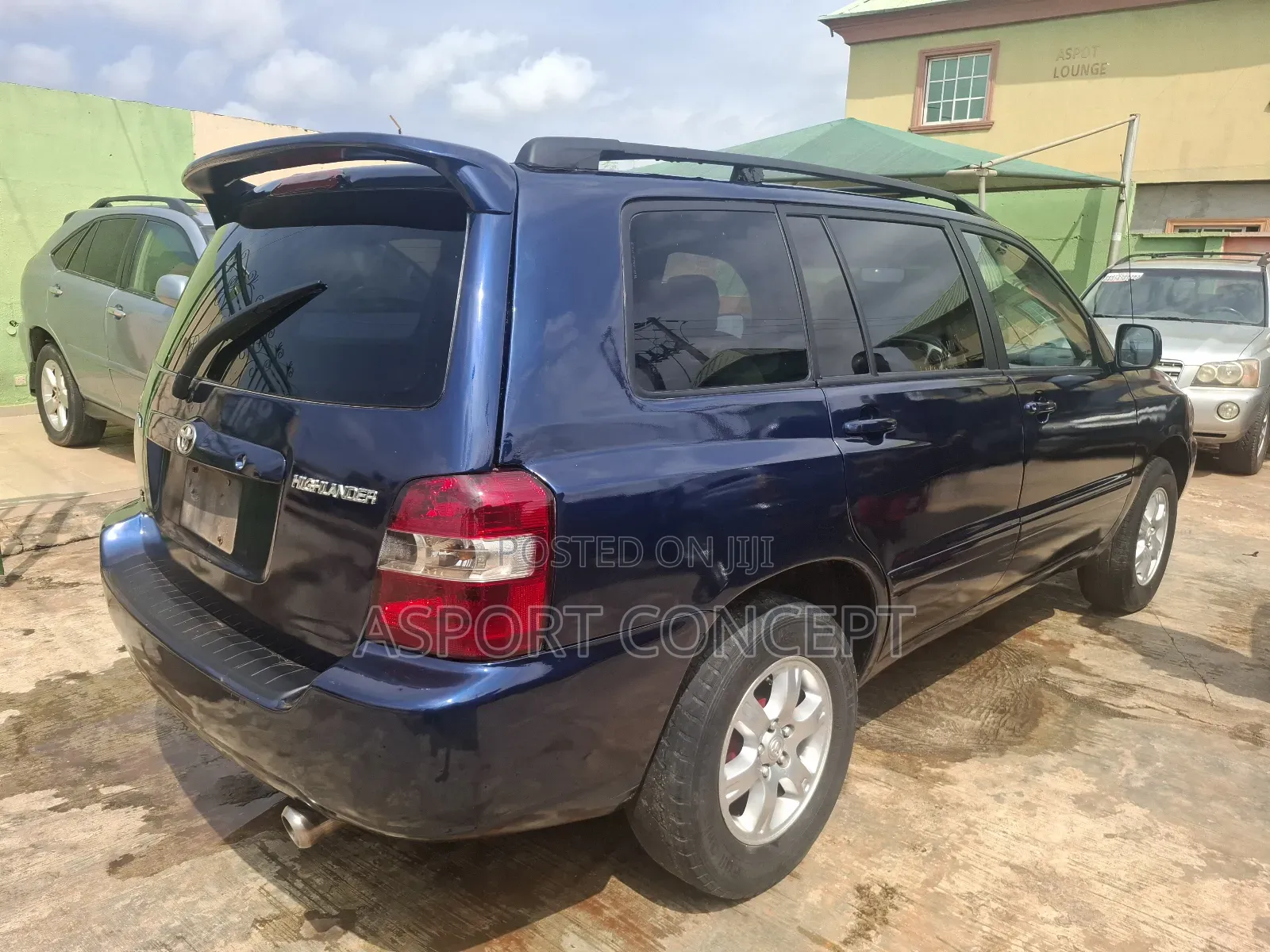 Toyota Highlander V6 2005 Blue