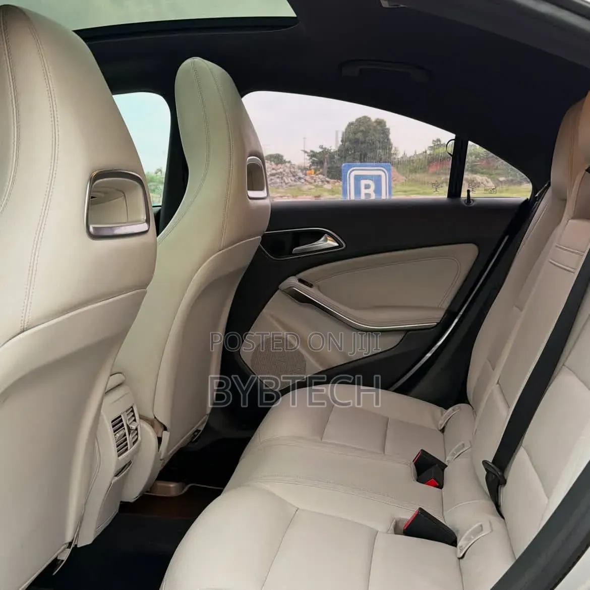 Mercedes-Benz CLA-Class 2015 Silver