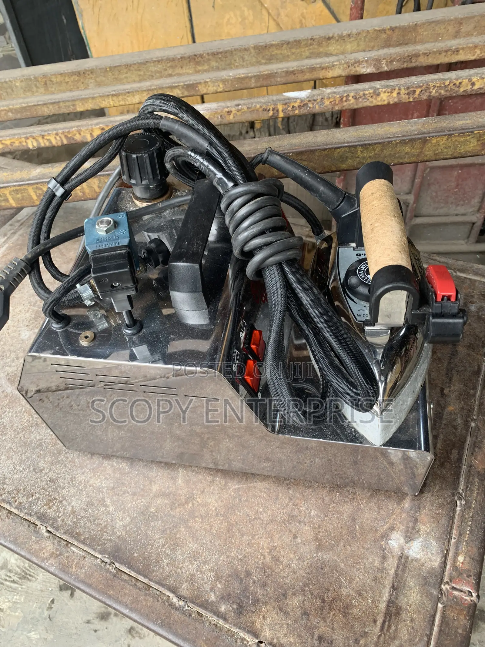 Pony Baby Heavy Duty Industrial Steam Iron