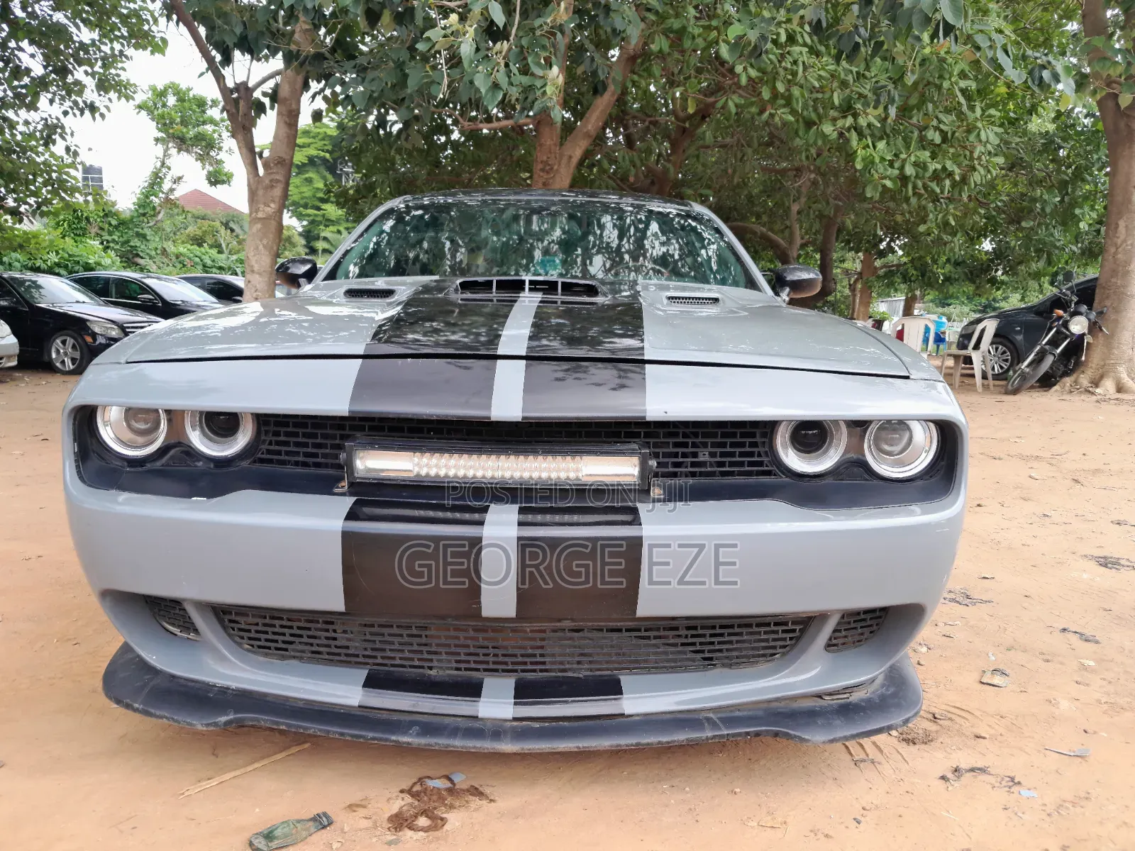Dodge Challenger SRT-8 2009 Gray