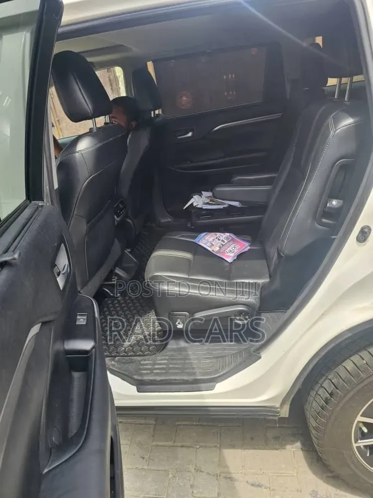Toyota Highlander 2018 White