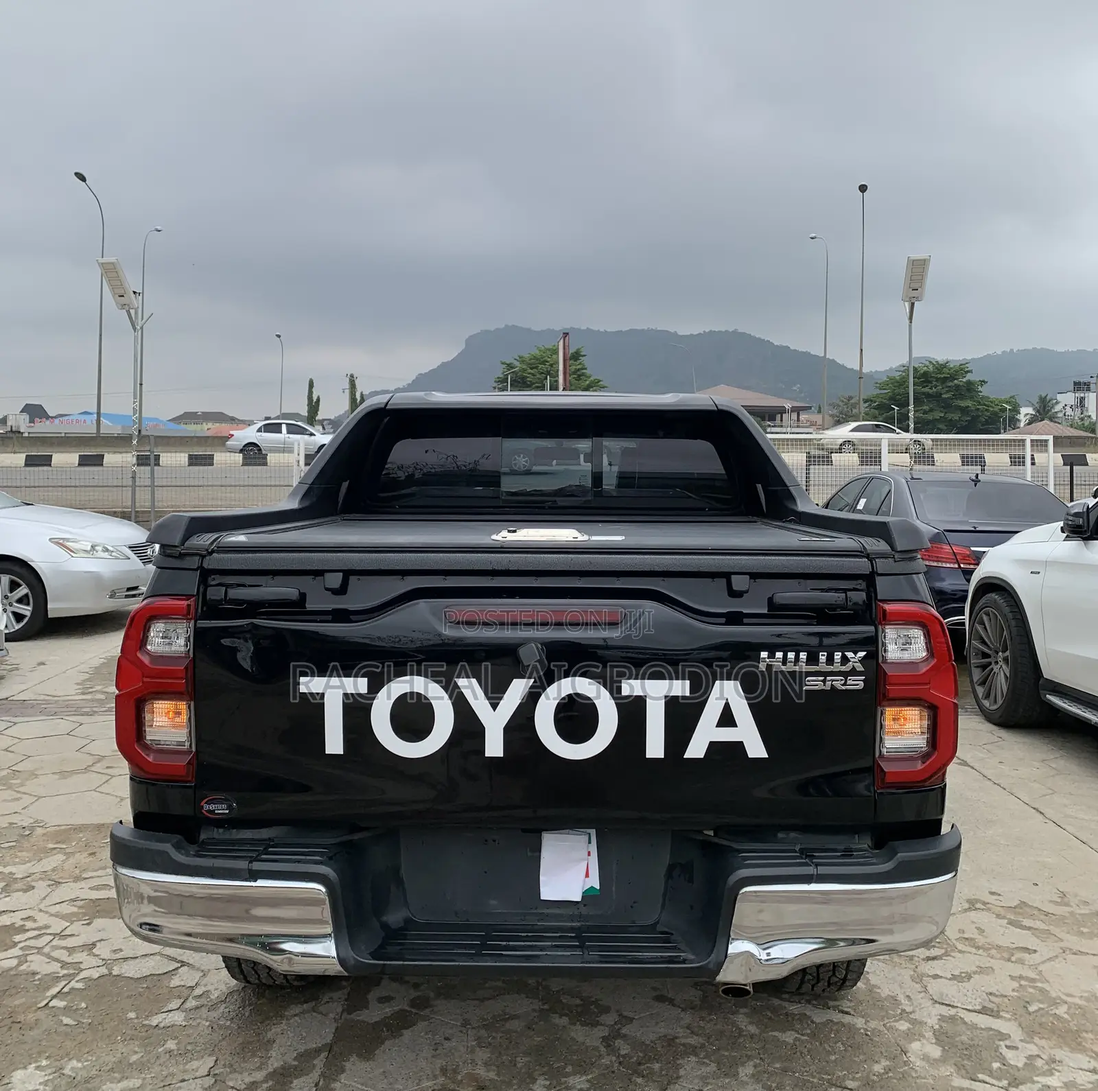 Toyota Hilux 2014 Black