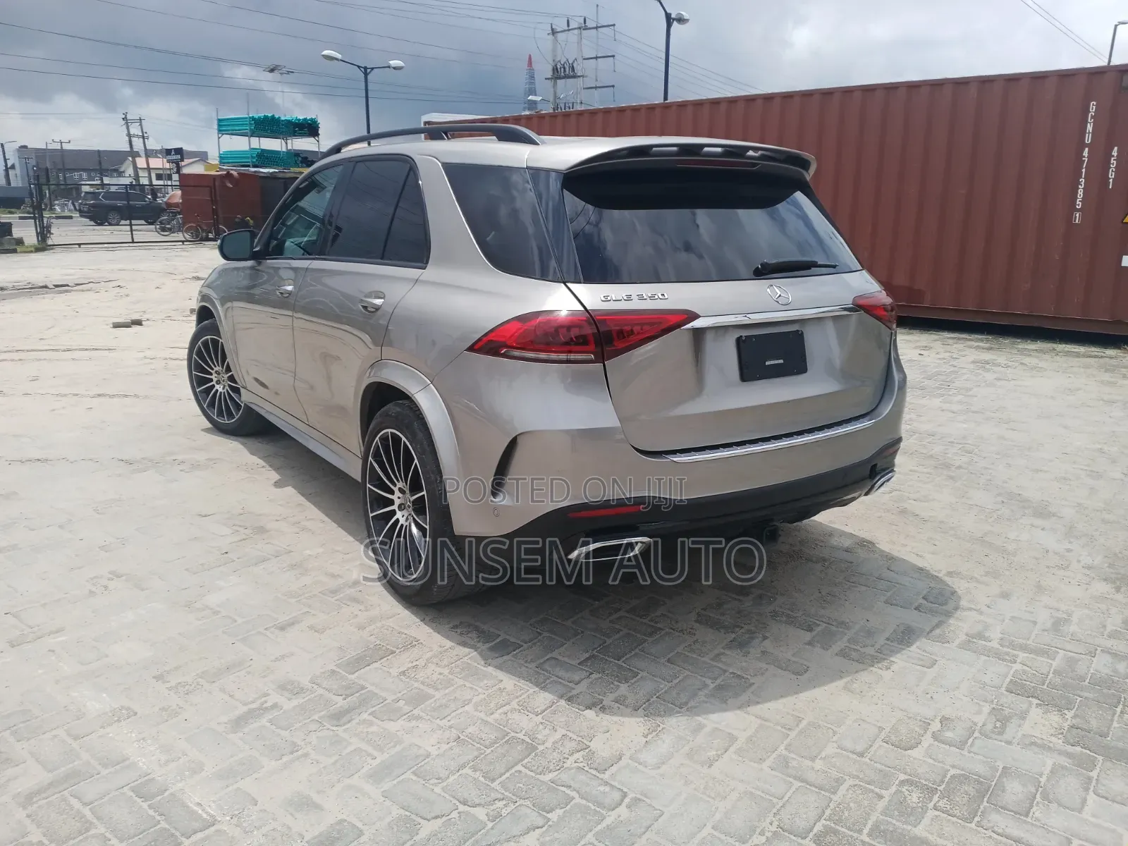 Mercedes-Benz GLE-Class 2021 Brown