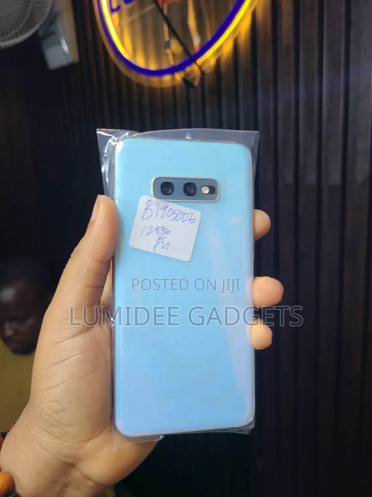 Samsung Galaxy S10e 128 GB Blue