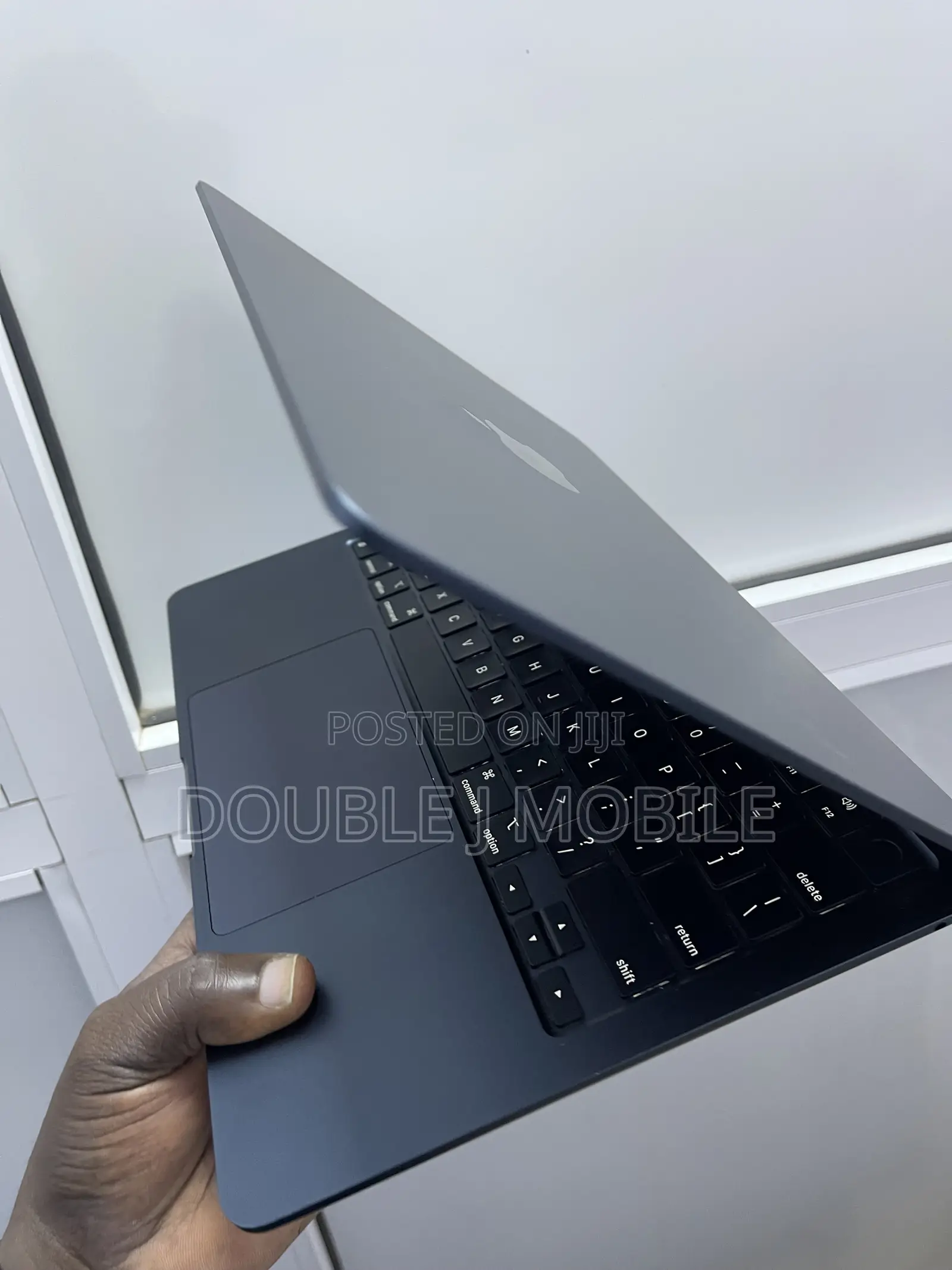 Laptop Apple MacBook Air 2026 M5 16GB Apple M5 SSD 512GB
