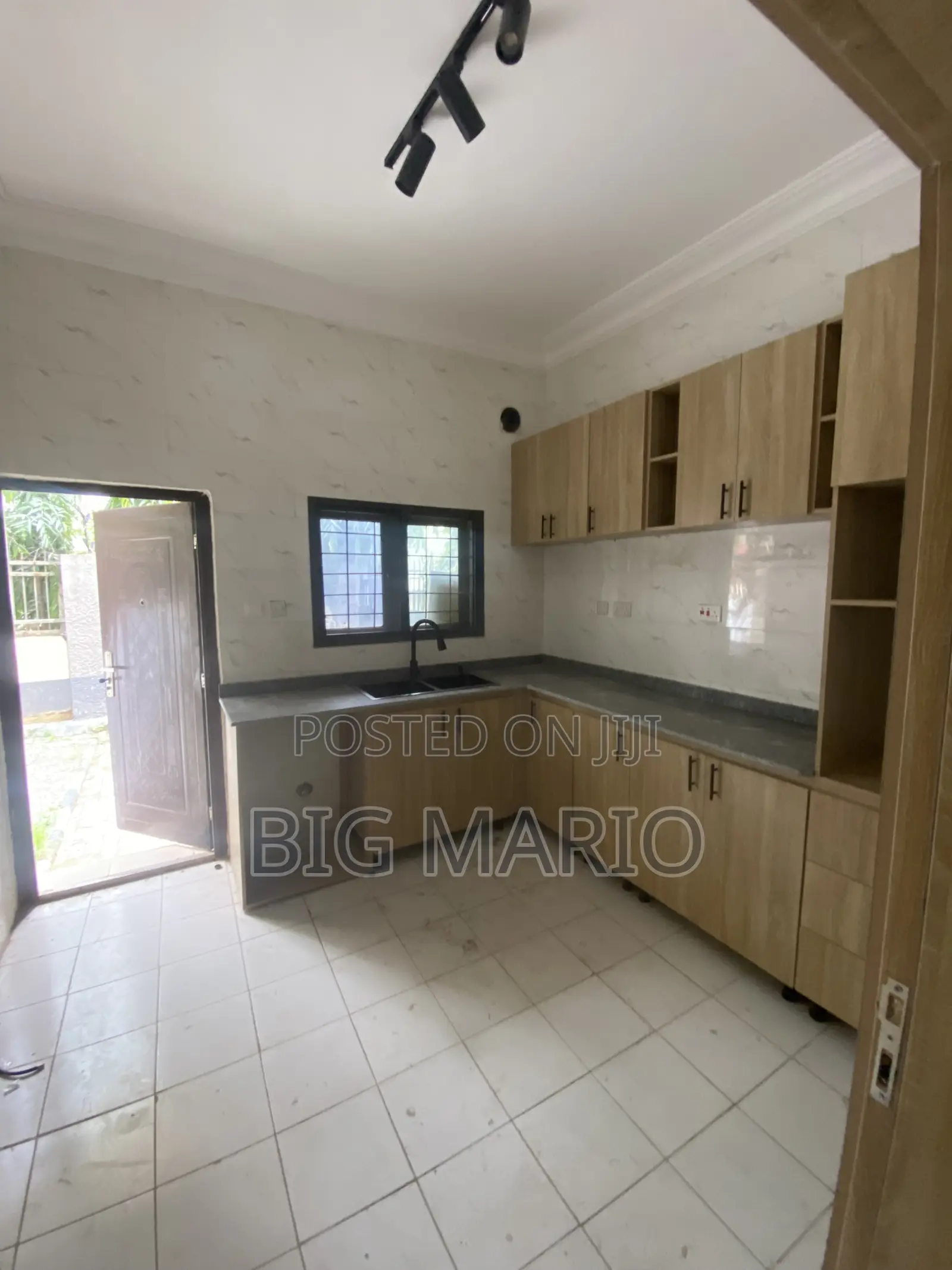 4bdrm Duplex in Guzape Main for rent