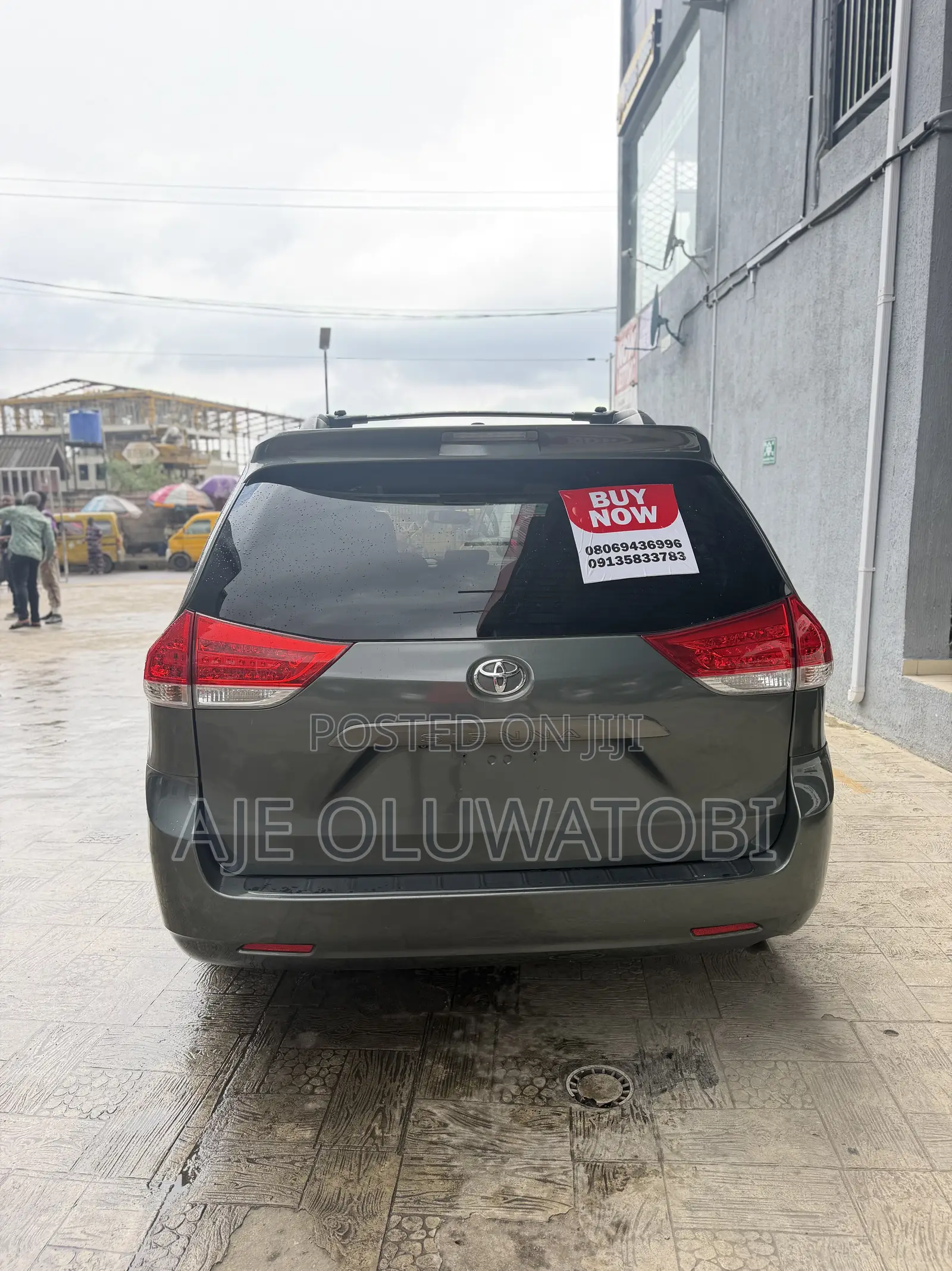 Toyota Sienna XLE FWD 8-Passenger 2013 Green