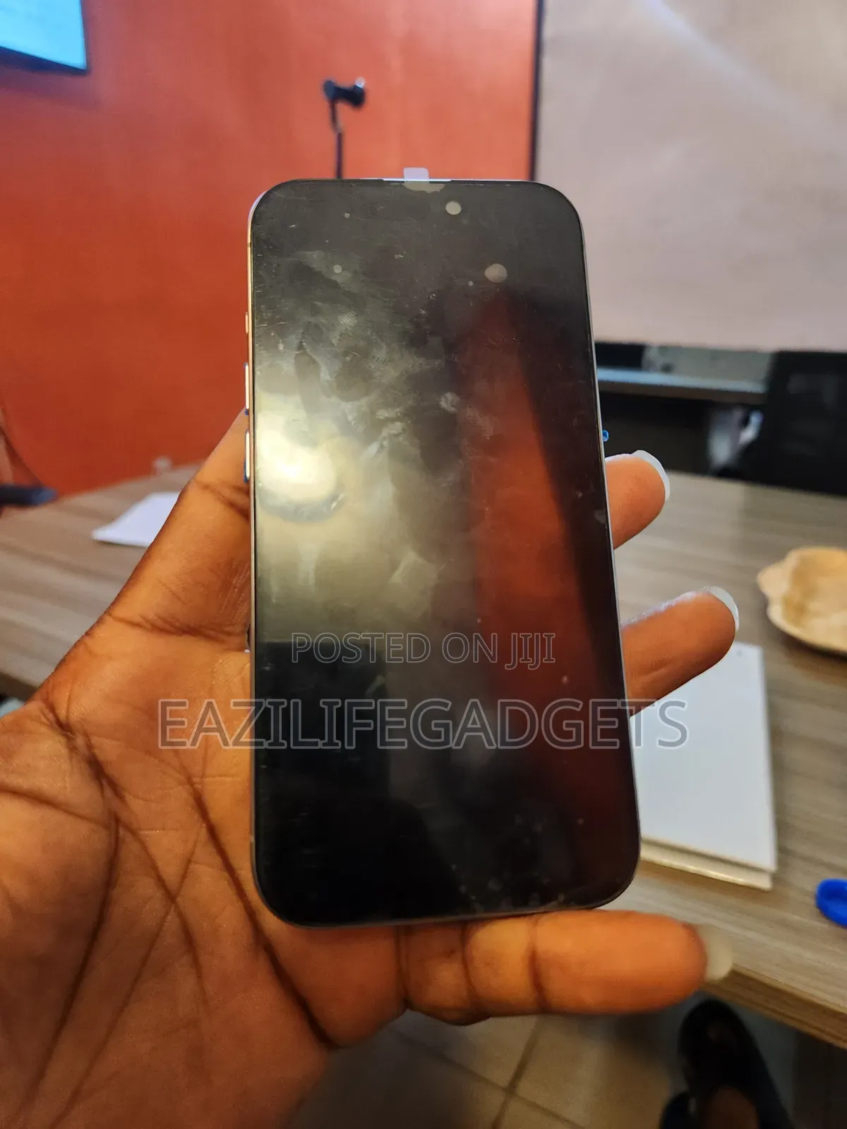 New Apple iPhone 15 Pro 128 GB Silver