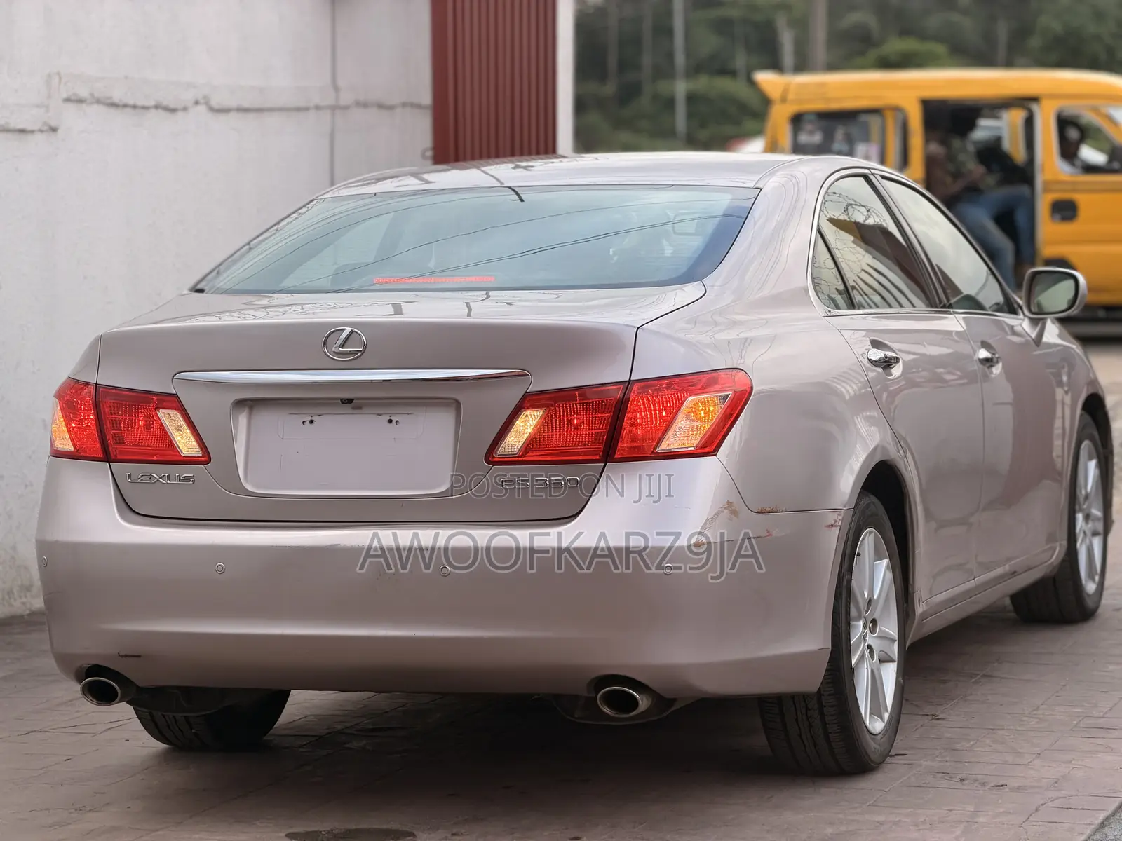 Lexus ES 350 2009 Pink