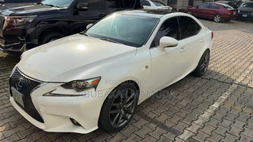 Lexus IS 2015 White
