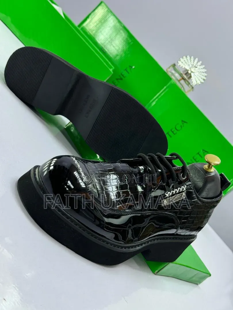 Original Bottega Veneta Loafers Shoes With Lace
