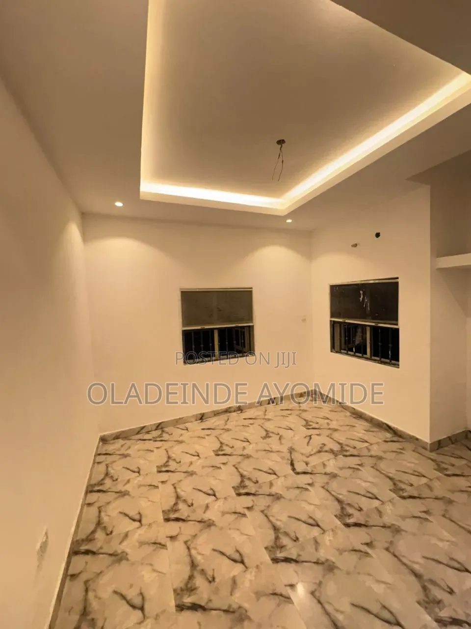 Mini Flat in Ikota Villa for rent