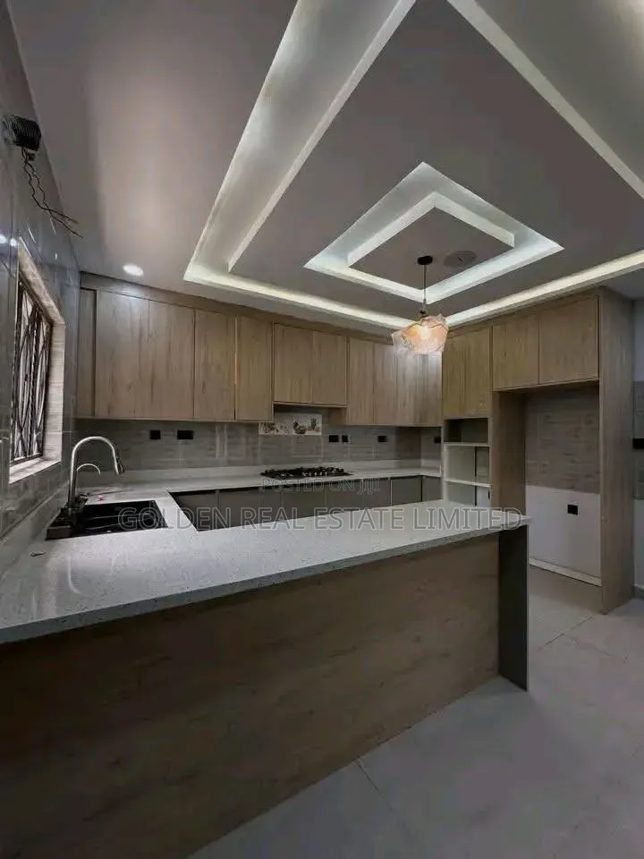 6bdrm Duplex in Apo Resettlement for sale