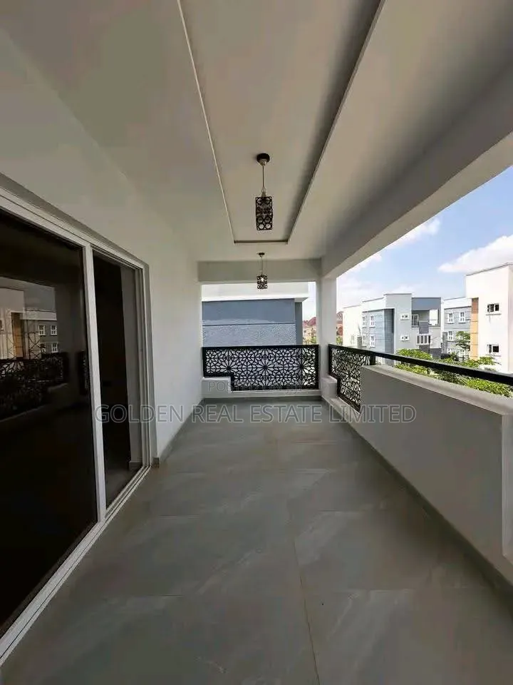 6bdrm Duplex in Apo Resettlement for sale