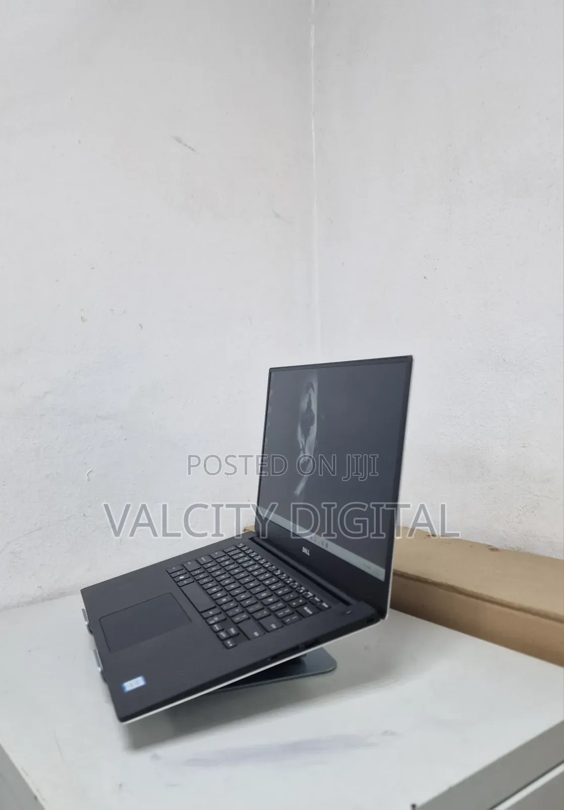 Laptop Dell Precision 5520 16GB Intel Core i7 SSD 512GB