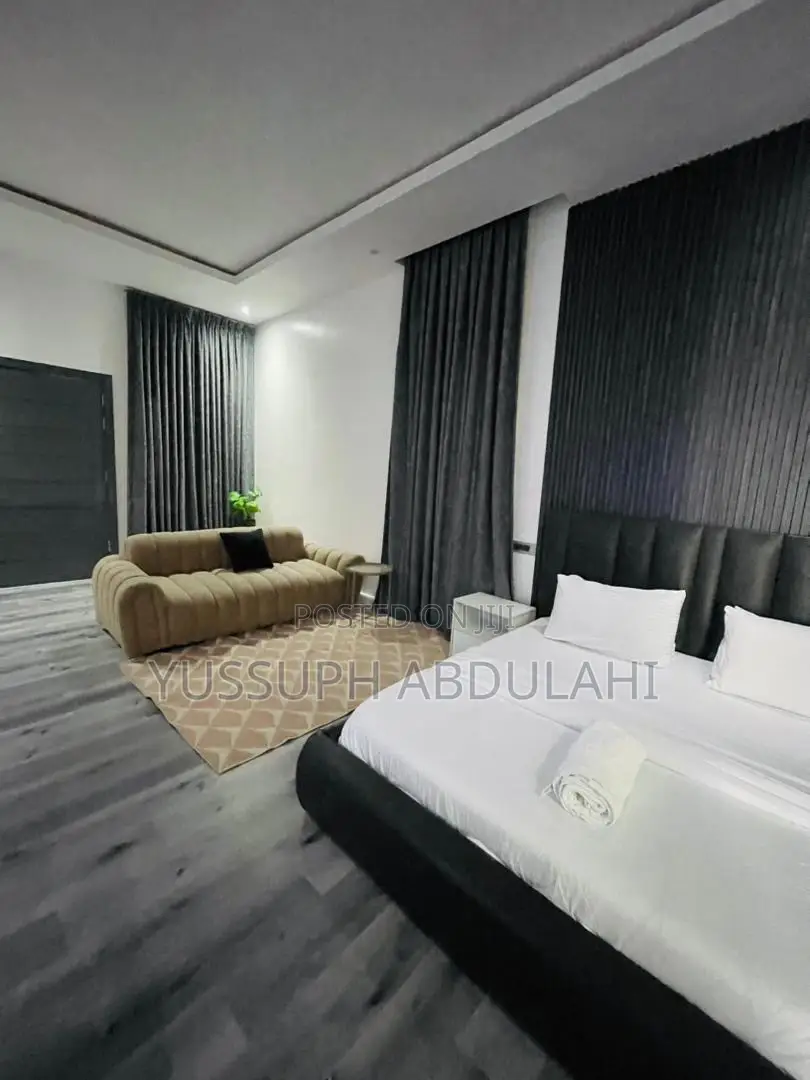 5 Bedrooms Lekki Phase1