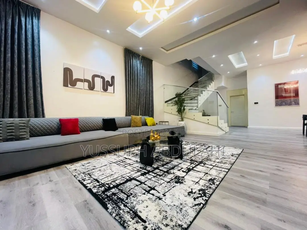 5 Bedrooms Lekki Phase1