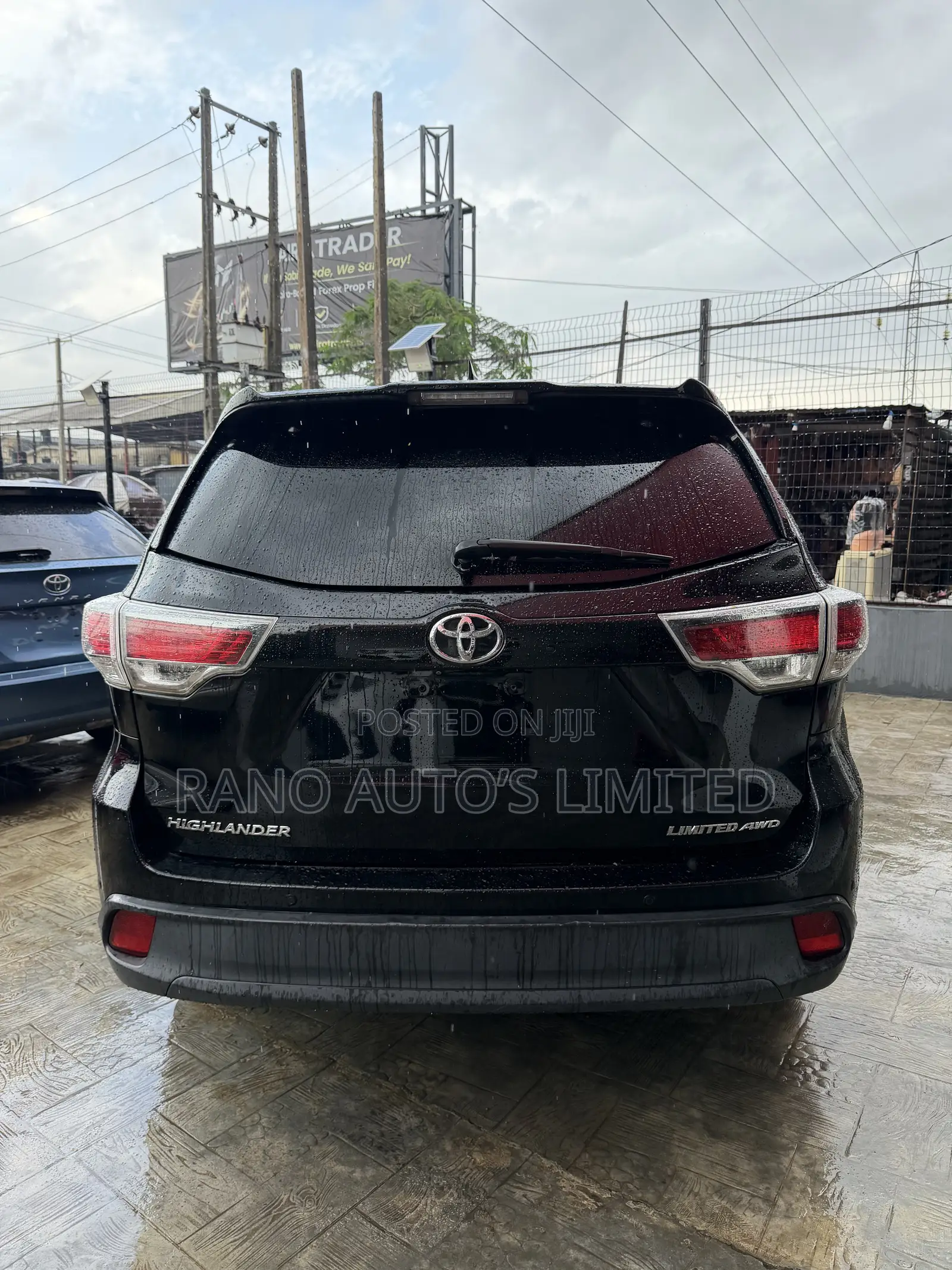 Toyota Highlander Limited 4dr SUV AWD (3.5L 6cyl 6A) 2015 Black