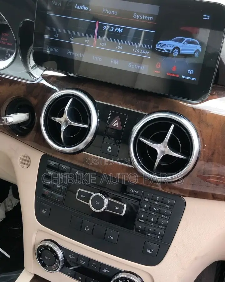 GLK 2012-2015 Mercedes Benz Navigation Apple Carplay/Android Auto