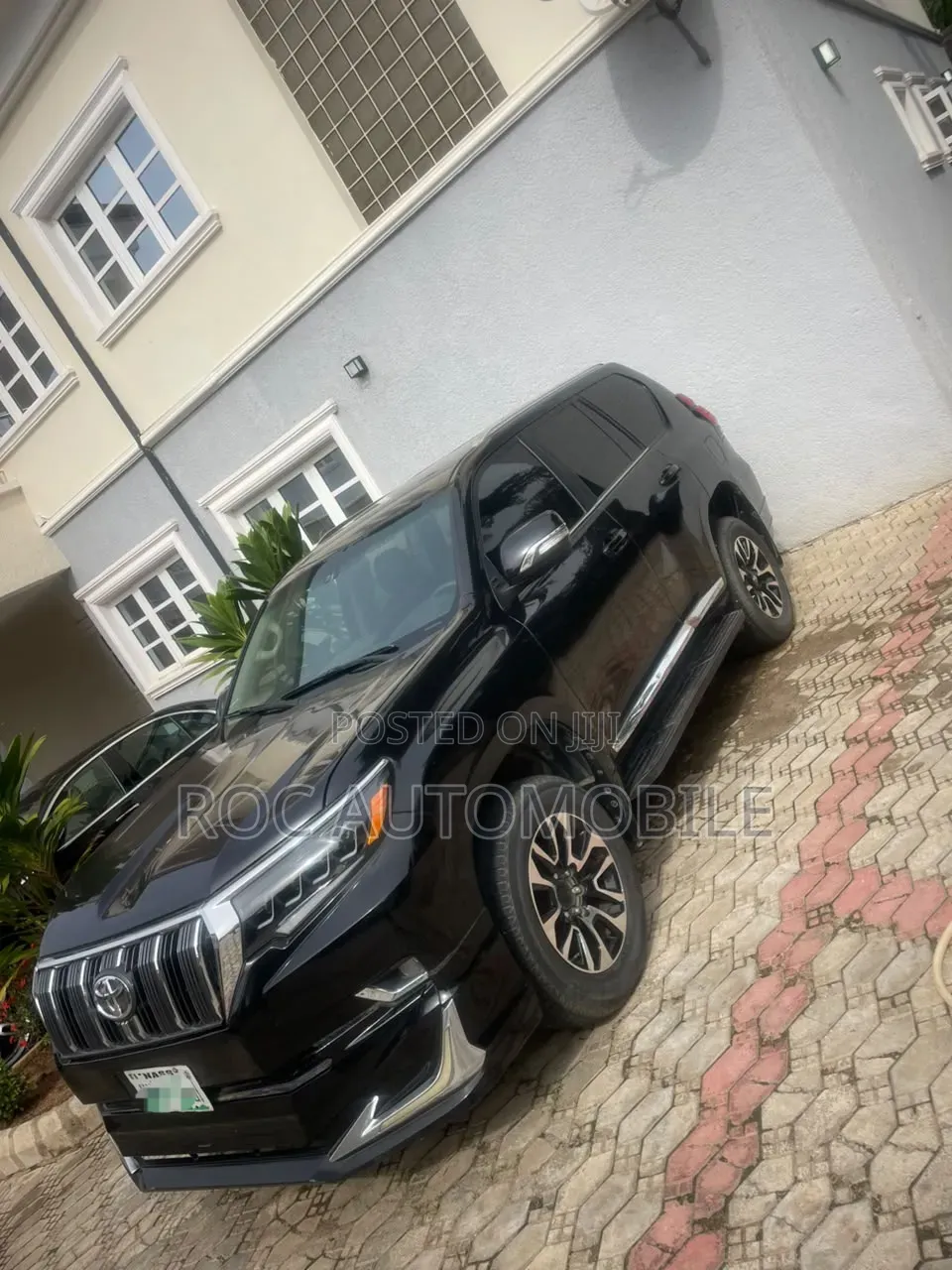 Toyota Land Cruiser Prado 2014 Black