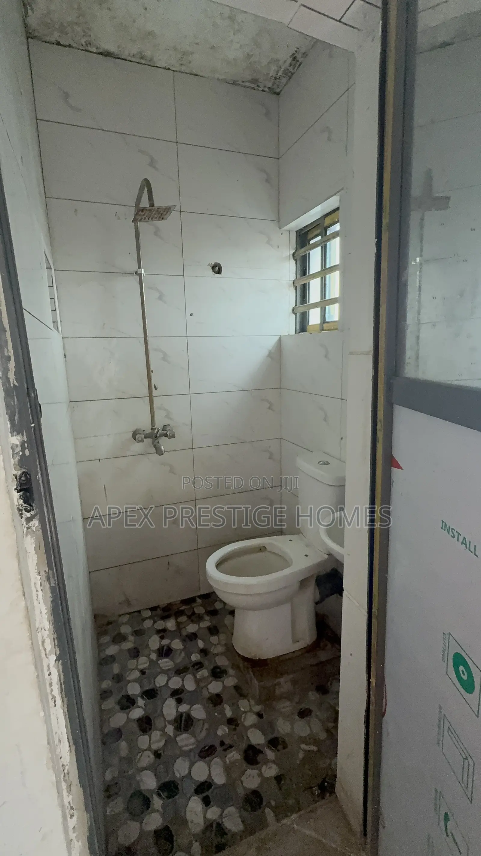 2bdrm Duplex in Bariga / Shomolu for sale