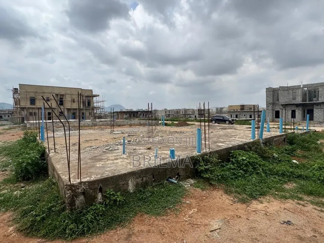 400 SQM of Land in Maralago Golf City Estate,Karsana for Sale